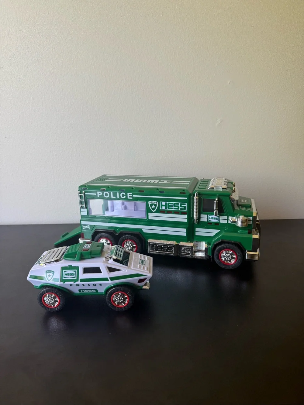 2023 Hess Toy Police Truck and Cruiser Set lights sound working